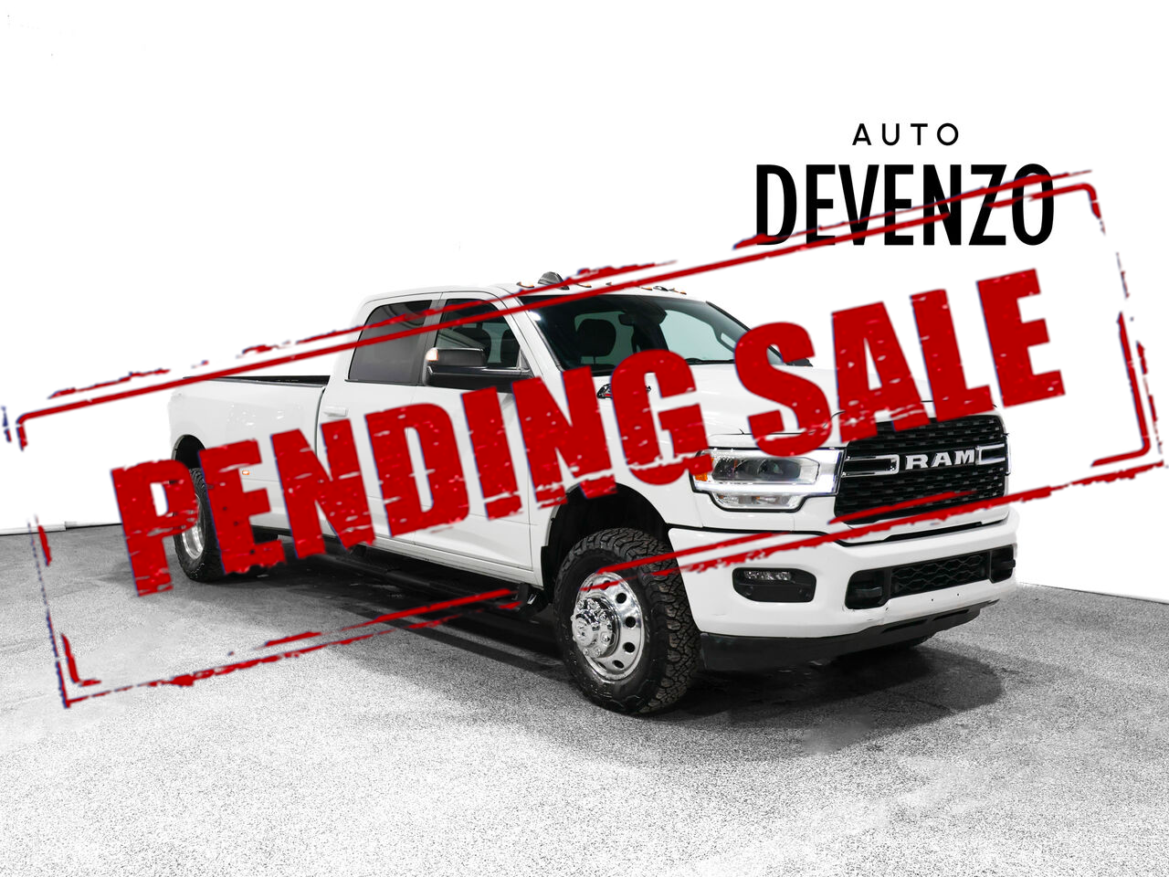2022 RAM 3500 Big Horn Crew Cab LB DRW 4WD