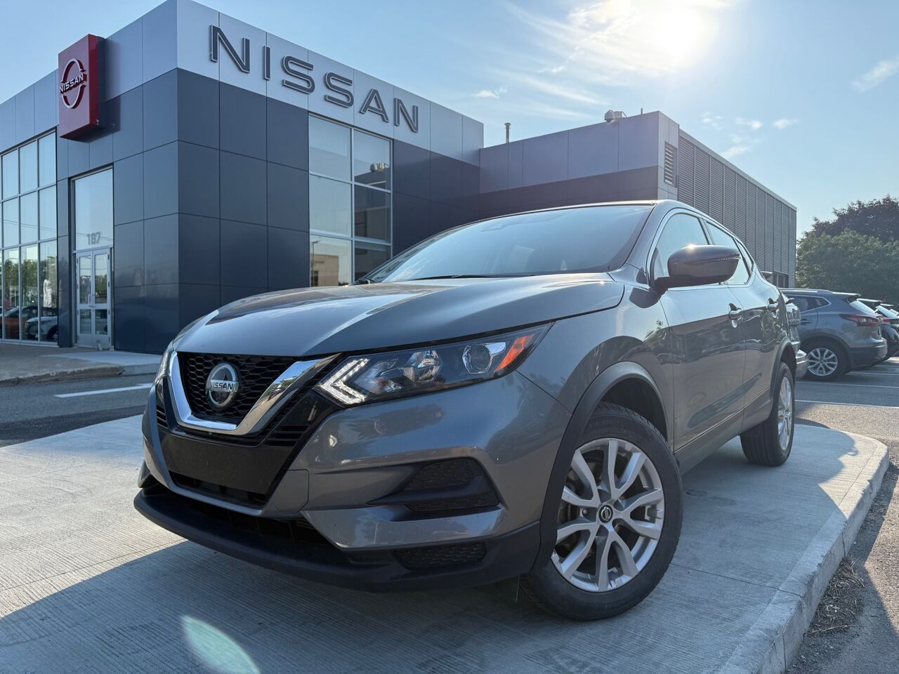 Nissan Qashqai S TA CVT 2023 Gris Châteauguay - photo #0