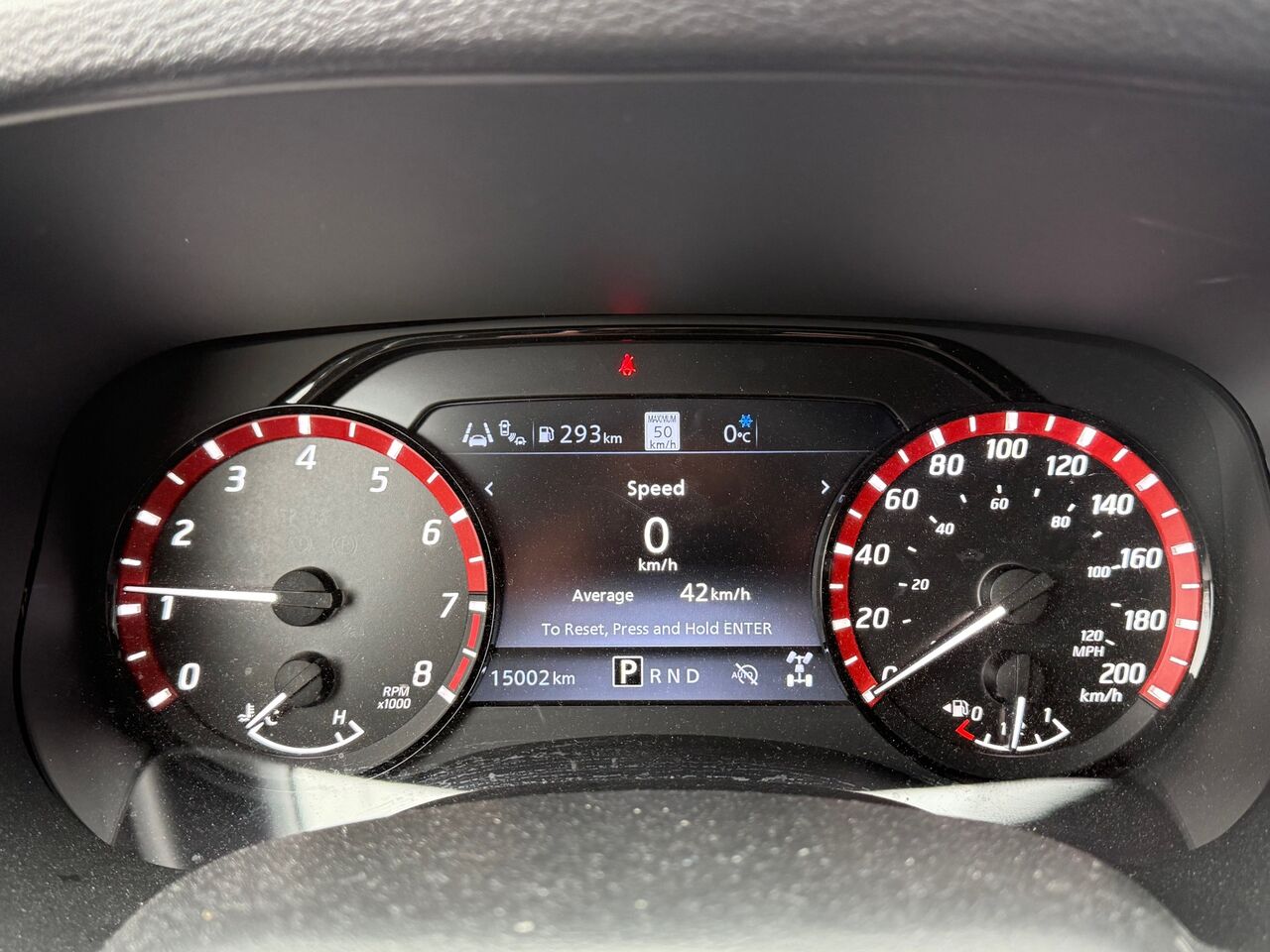 Nissan Frontier 2024 Gris