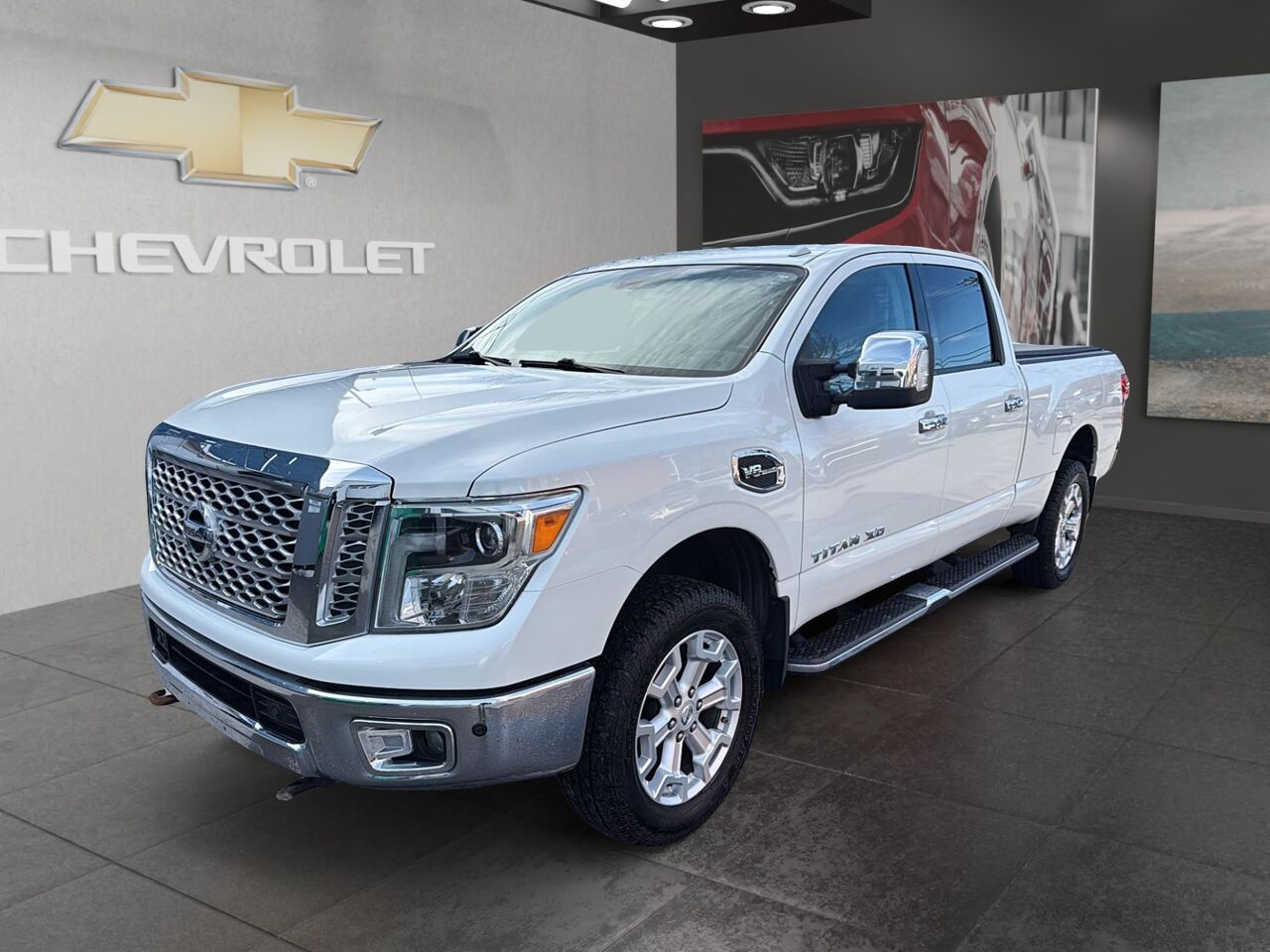 2016 Nissan Titan XD SL Crew Cab 4WD