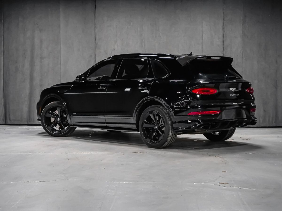 2021 Bentley Bentayga V8 Black