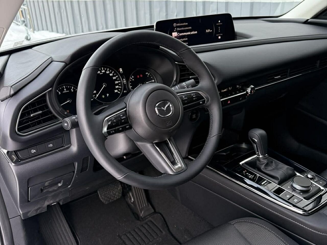 2025 Mazda CX-30 Gs, awd, si&egrave;ges, volant et r&eacute;troviseurs chauffants Aero Grey Metallic