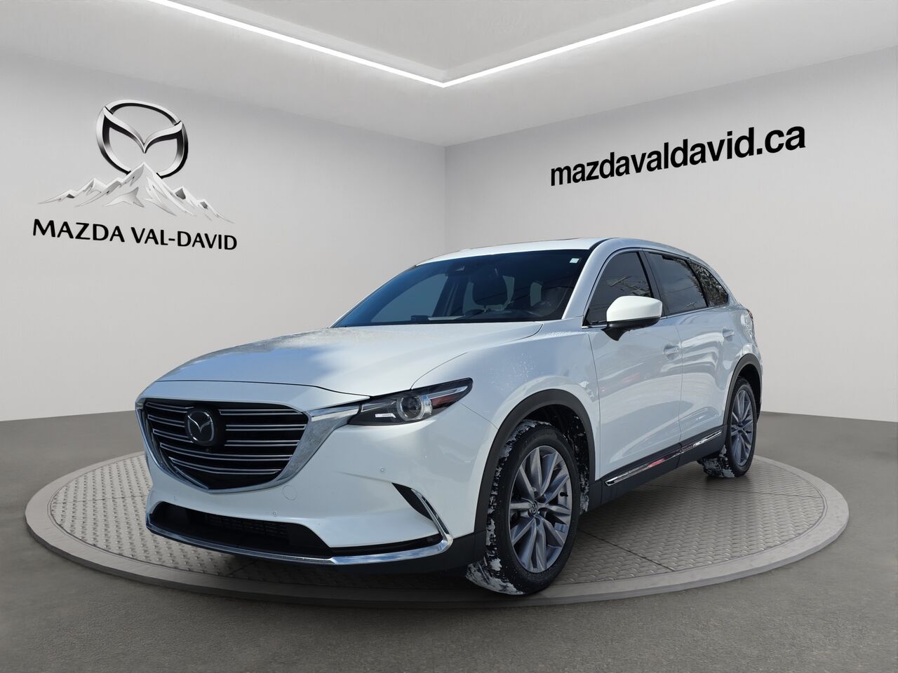 2023 Mazda CX-9 GT AWD, 7 passagers, jamais accident&eacute;, Navigation, Toit ouvrant, Si&egrave;ges &agrave; fonctions m&eacute;moire, Si&egrave;ges en cuir White
