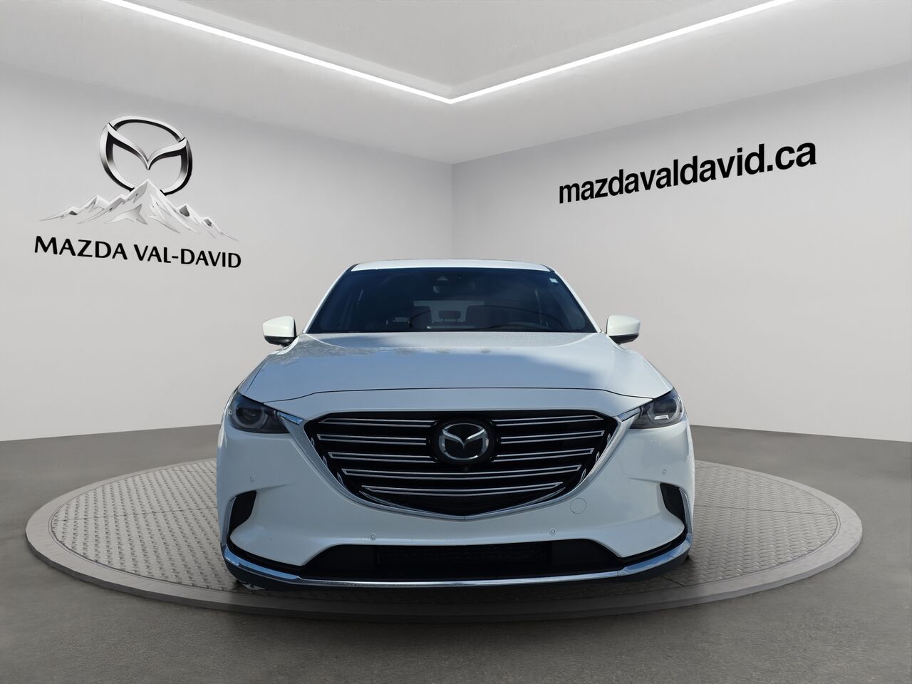 2023 Mazda CX-9 GT AWD, 7 passagers, jamais accident&eacute;, Navigation, Toit ouvrant, Si&egrave;ges &agrave; fonctions m&eacute;moire, Si&egrave;ges en cuir White