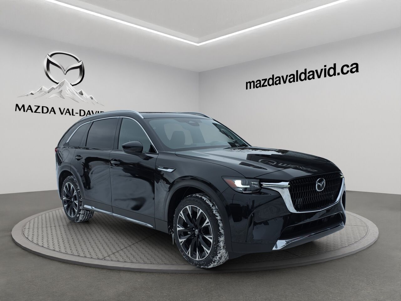 2025 Mazda CX-90 PHEV &Eacute;ligible &agrave; une subvention gouvernementale allant jusqu&rsquo;&agrave; 7500$ Jet Black Mica