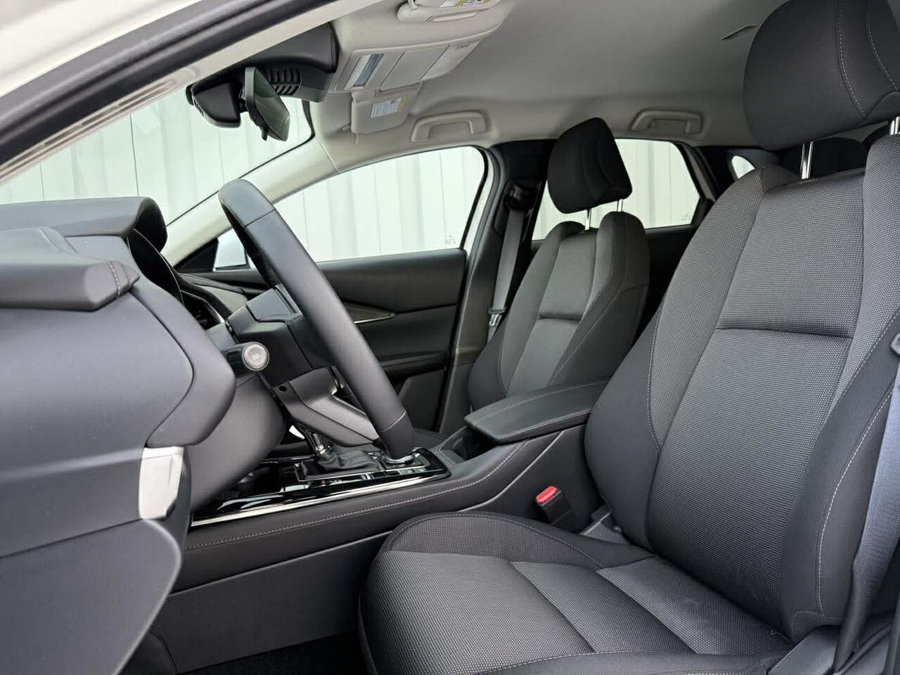 2025 Mazda CX-30 Gs, awd, si&egrave;ges, volant et r&eacute;troviseurs chauffants Snowflake White Pearl