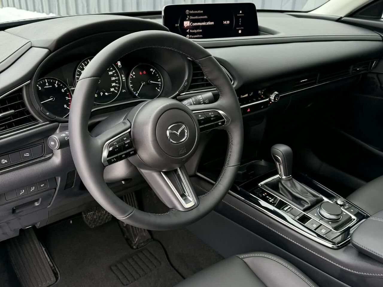 2025 Mazda CX-30 Gs, awd, si&egrave;ges, volant et r&eacute;troviseurs chauffants Aero Grey Metallic