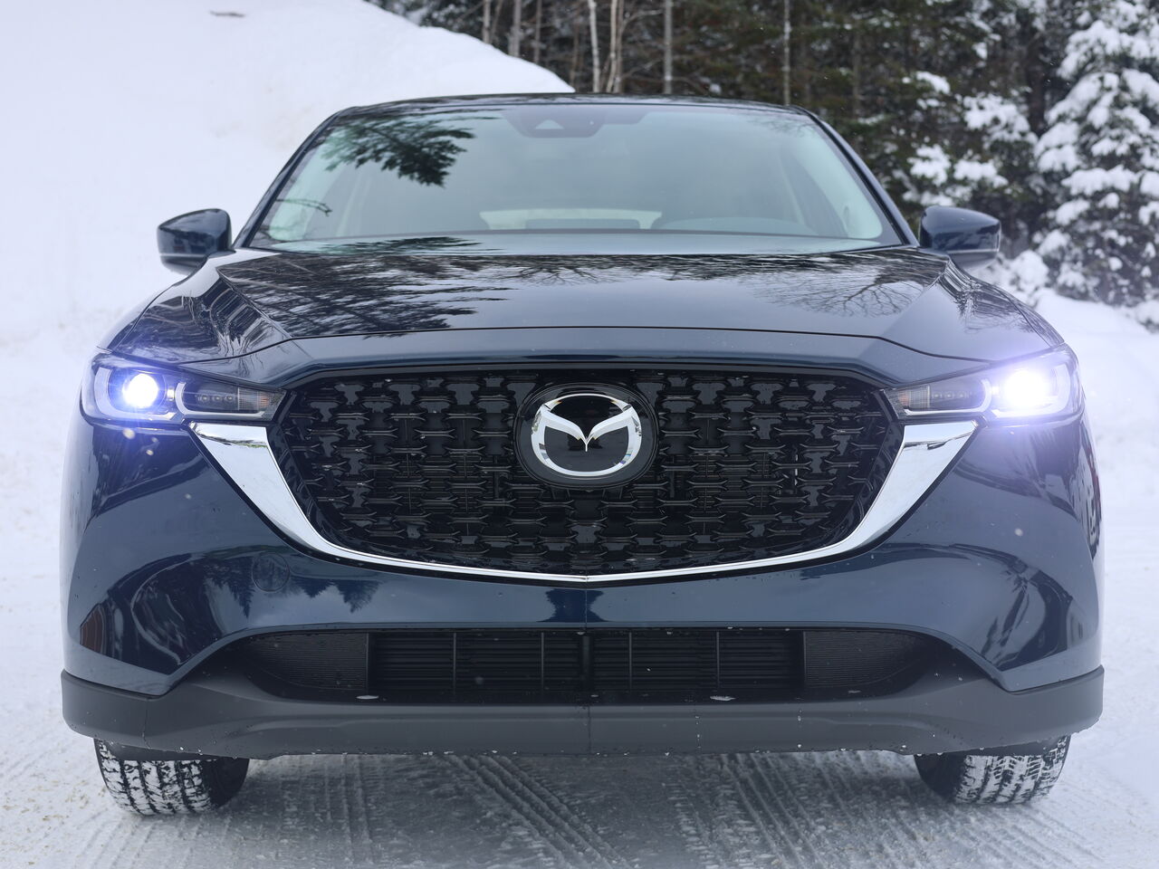 2025 Mazda CX-5 Gs, awd, si&egrave;ges, volant et r&eacute;troviseurs chauffants, hayon &eacute;lectrique Deep Crystal Blue Mica