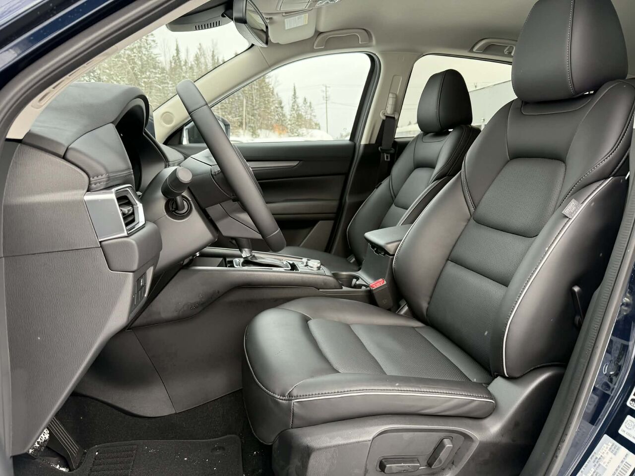 2025 Mazda CX-5 Gs, awd, Toit ouvrant, volant et r&eacute;troviseurs chauffants, hayon &eacute;lectrique Jet Black Mica