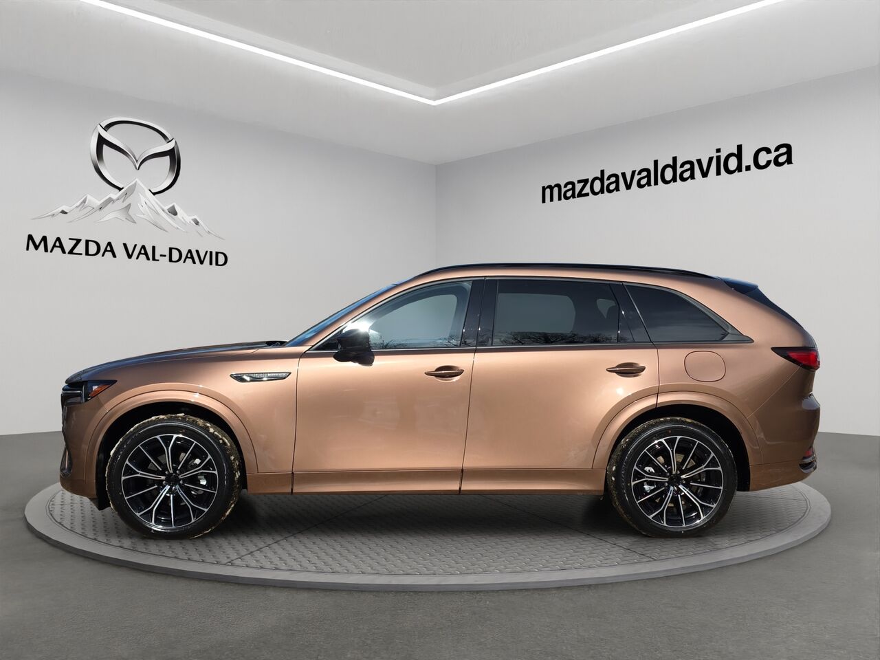 2026 Mazda CX-70 PHEV GT, Mode hybride, awd, toit ouvrant panoramique, navigation Melting Copper Metallic