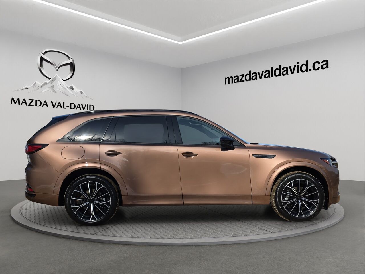 2026 Mazda CX-70 PHEV GT, Mode hybride, awd, toit ouvrant panoramique, navigation Melting Copper Metallic