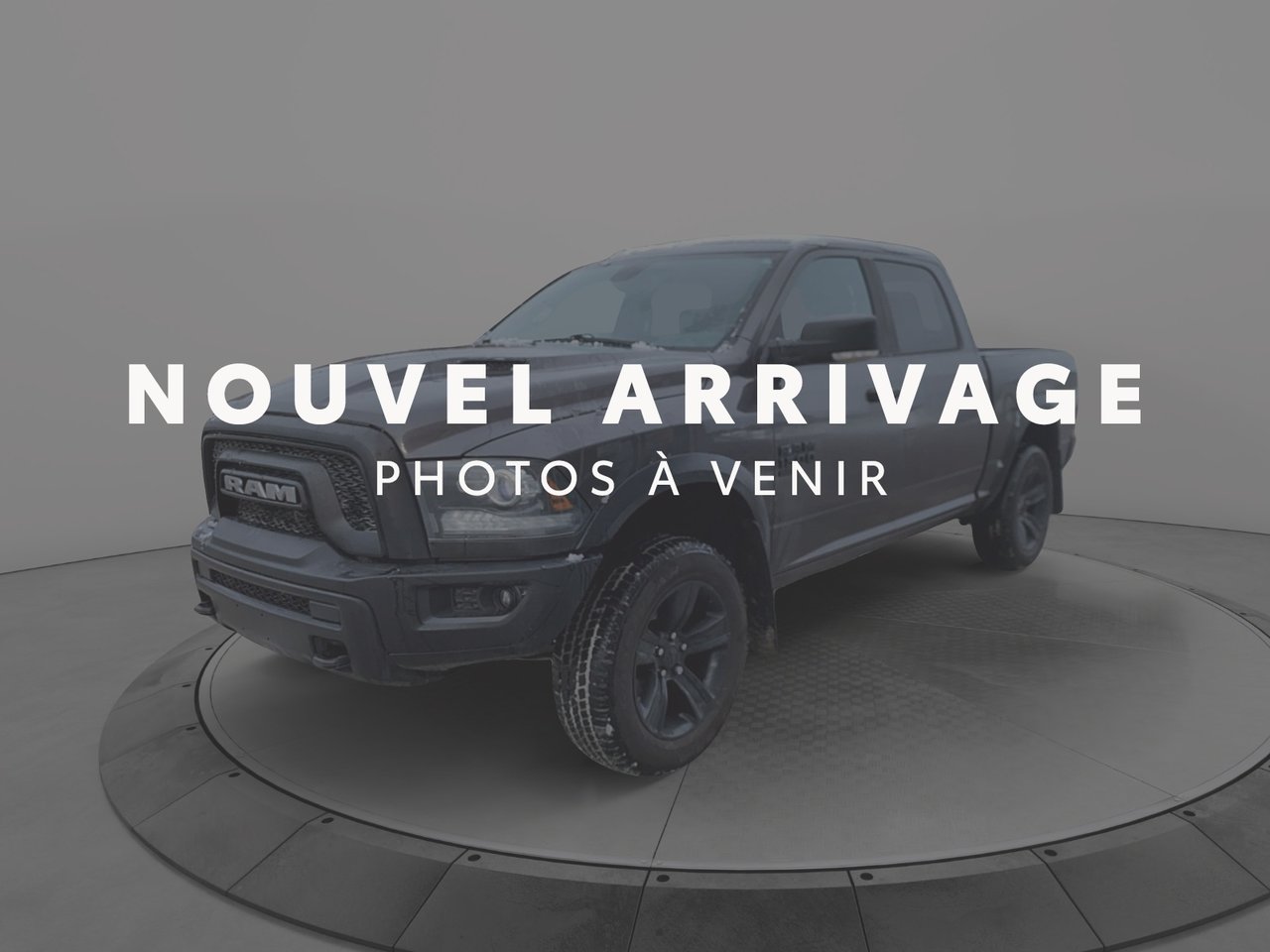 2022 Ram 1500 Classic Grey Baie-Comeau - photo #0