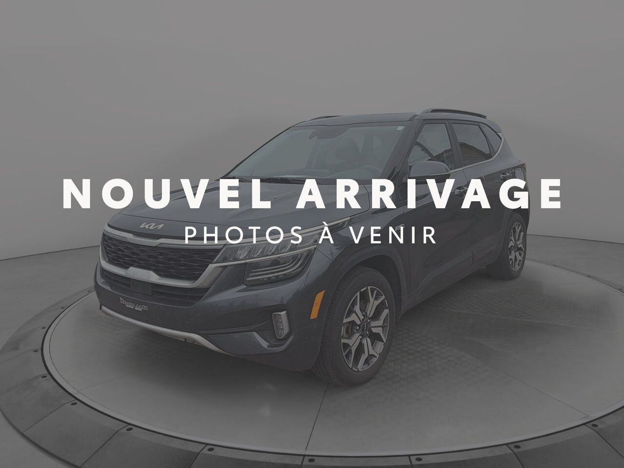 Kia Seltos NIV KNDERCAA0N7267710 2022 Gris Baie-Comeau - photo #0