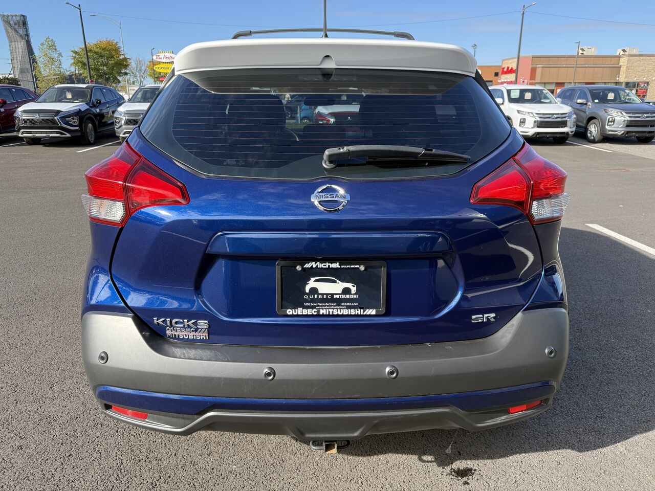 2020 Nissan Kicks SR photo 4