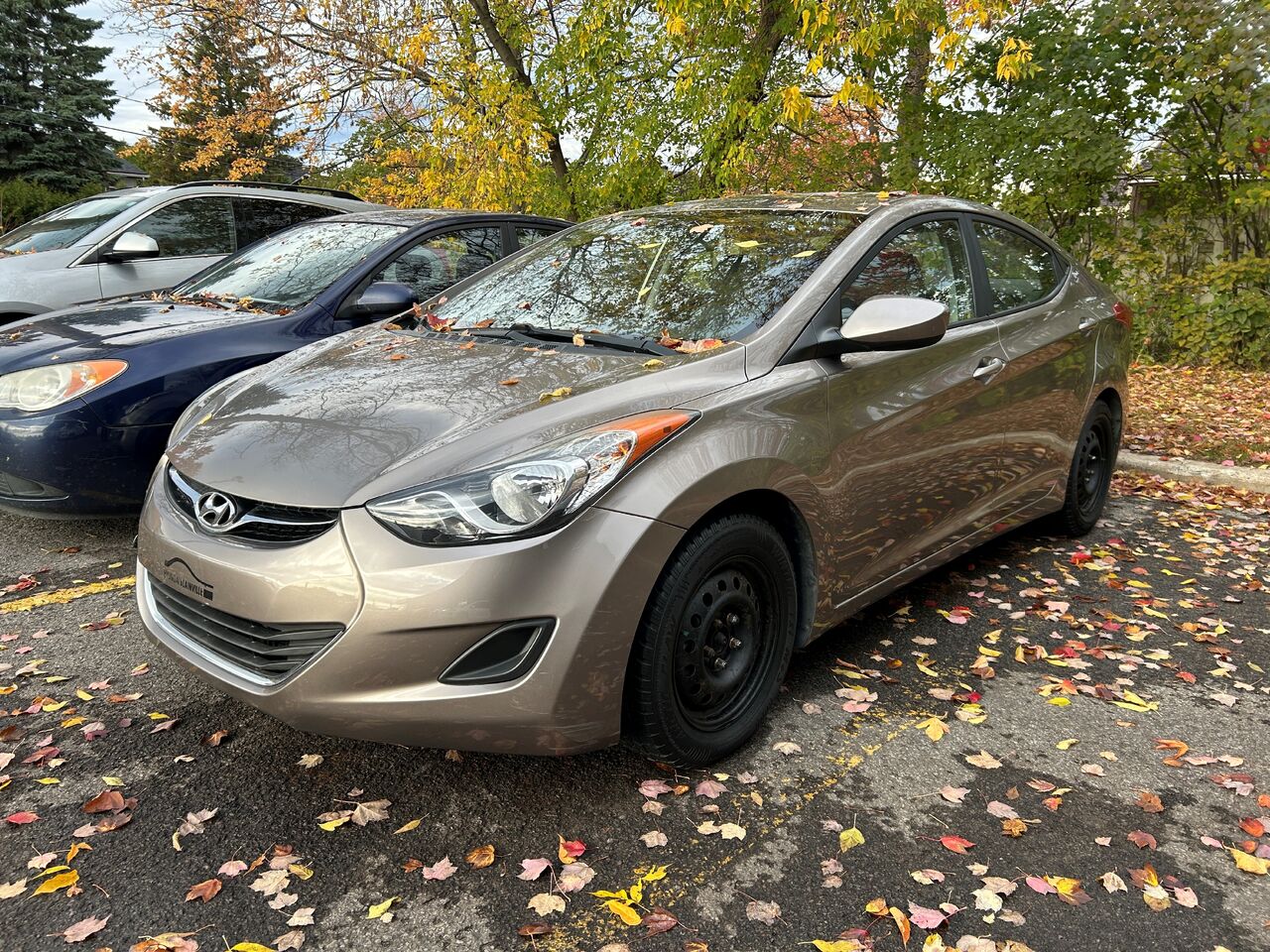 2013 Hyundai Elantra Brown Blainville - photo #0