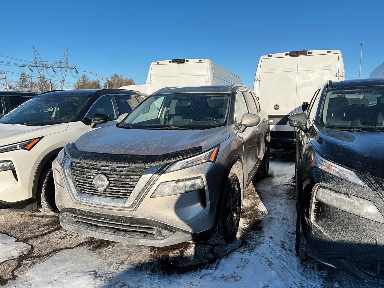 2023 Nissan Rogue Silver Qu&eacute;bec - photo #0