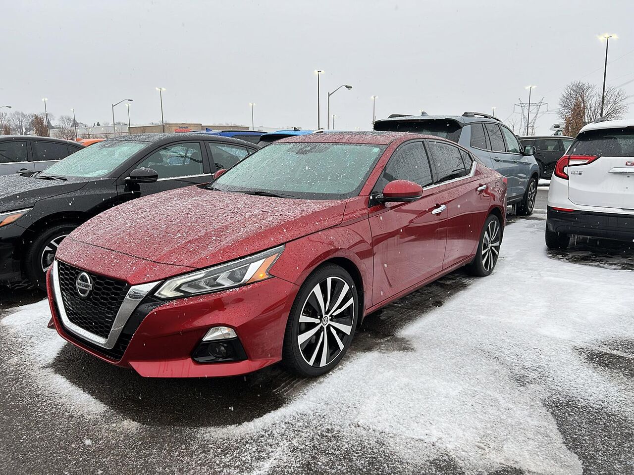 Nissan Altima 2022 Rouge Qu&eacute;bec - photo #0