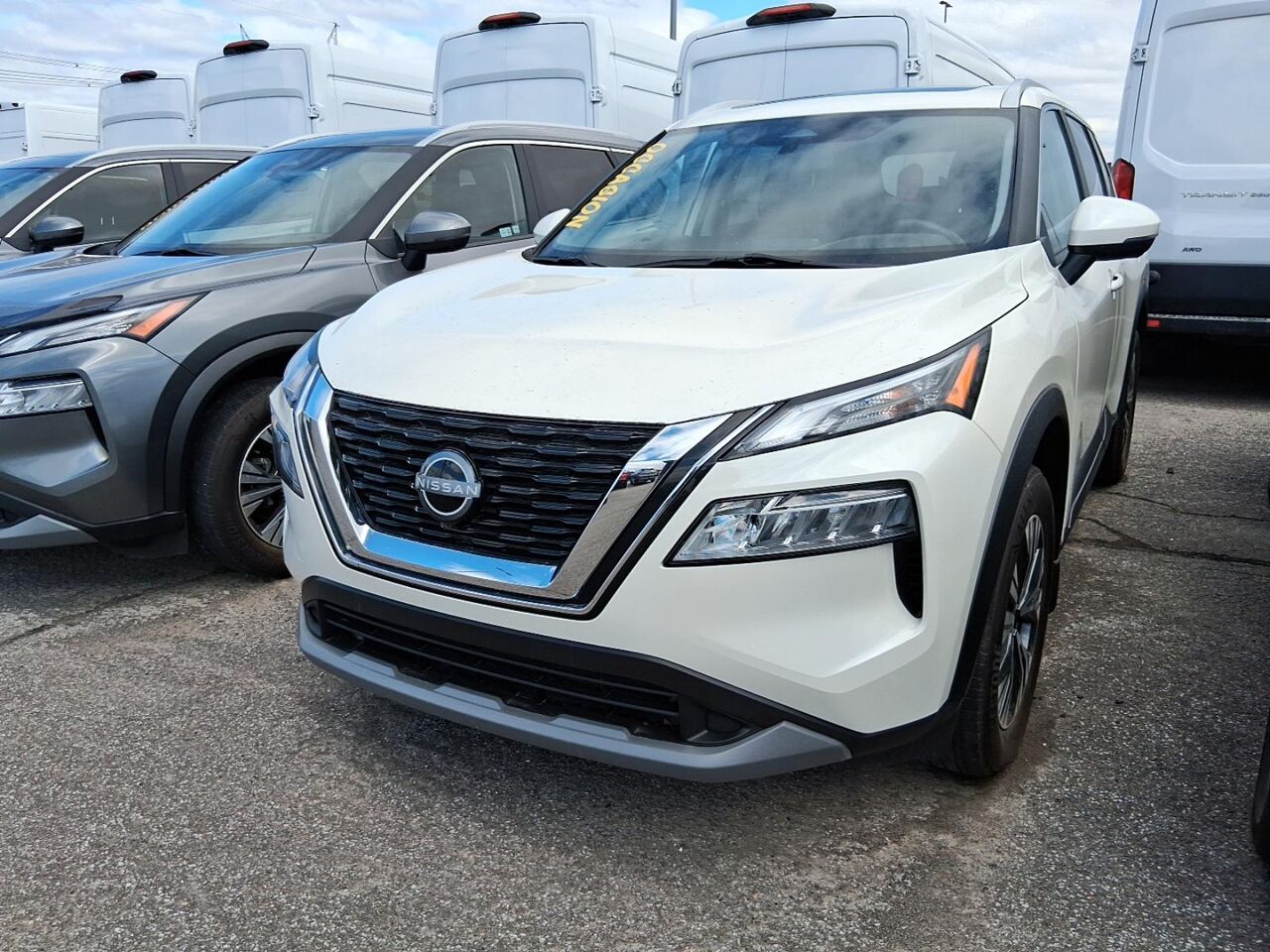 2021 Nissan Rogue SV TI White Qu&eacute;bec - photo #0