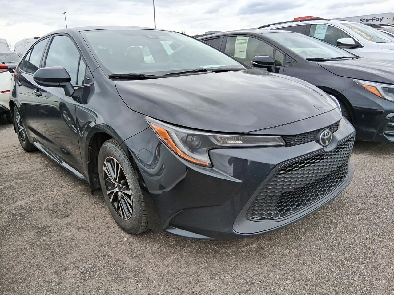 Toyota Corolla 2022 Noir Qu&eacute;bec - photo #0