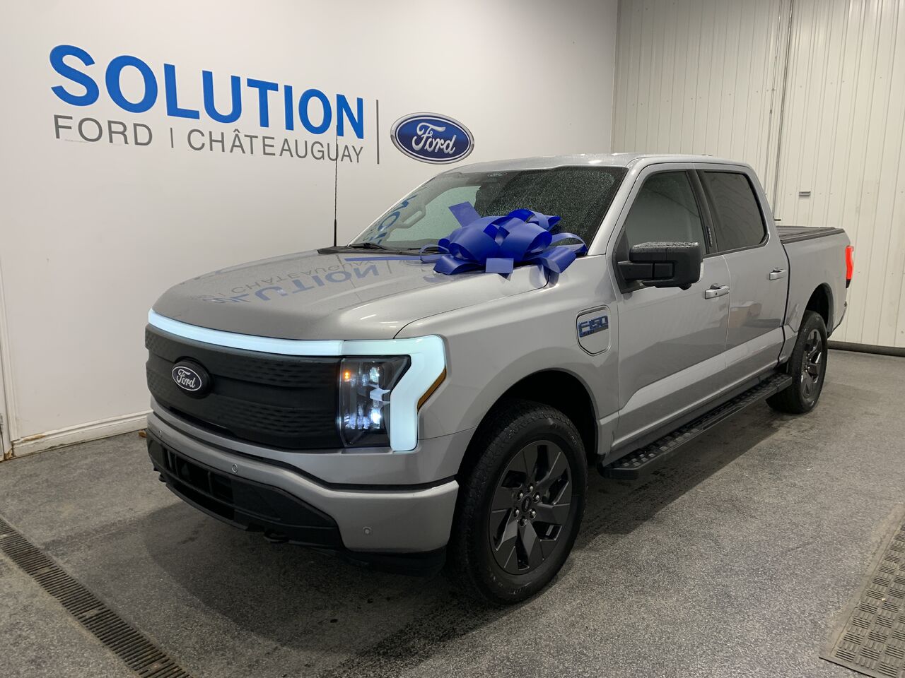 2024 Ford F-150 Lightning Flash SuperCrew AWD